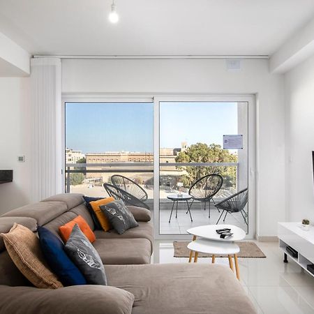 Spacious, Modern & Cosy 2 Bedroom 2 Bathroom Apartment - St. Julians Saint Julian's Екстер'єр фото